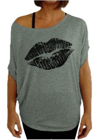 Lip Printed Plus Size Fashion T-Shirt