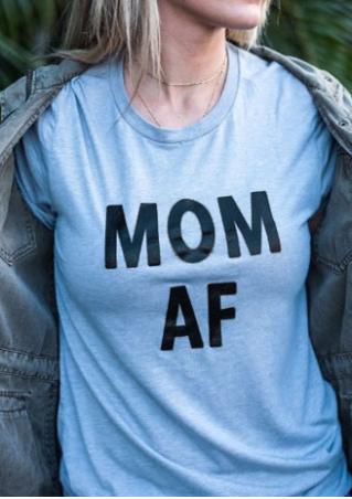 Mom Af T-Shirt without Necklace