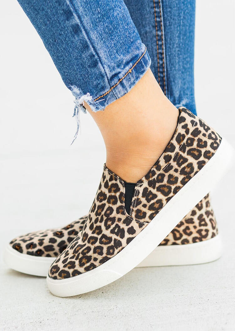 Sneakers Leopard Printed Round Toe Sneakers - Leopard. Size: 38,39,40,41,42
