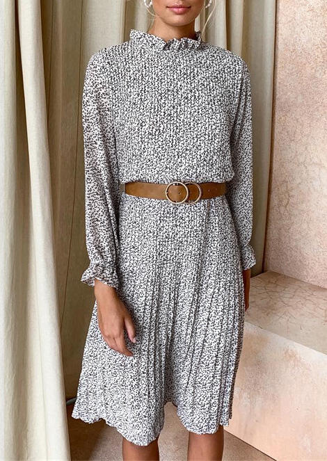 Casual Dresses Printed Ruffled Long Sleeve Casual Dress without Belt - White. Size: S,M
Casual Dresses Printed Ruffled Long Sleeve Casual Dress without Belt - White. Size: S,M