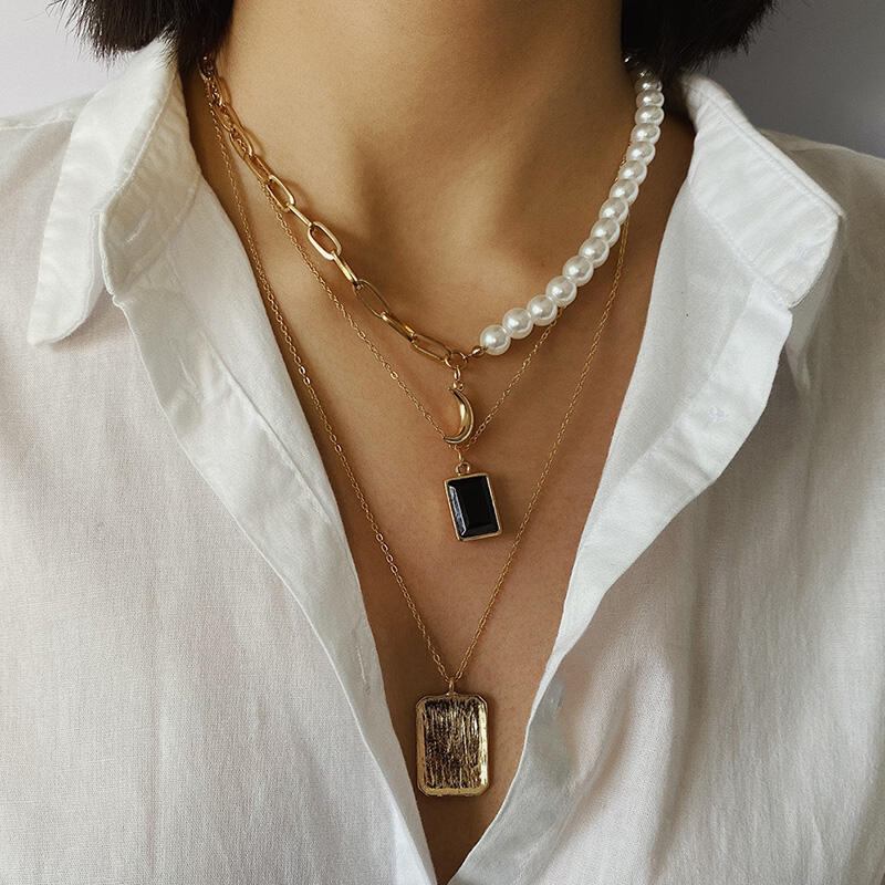 Necklaces Creative Three-Layered Chian Splicing Pearl Pendant Necklace. Size, Gold
Necklaces Creative Three-Layered Chian Splicing Pearl Pendant Necklace. Size, Gold