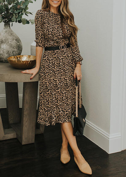 Casual Dresses Presale - Leopard Printed Long Sleeve Casual Dress without Belt. Size: S,M,,XL
Casual Dresses Presale - Leopard Printed Long Sleeve Casual Dress without Belt. Size: S,M,,XL