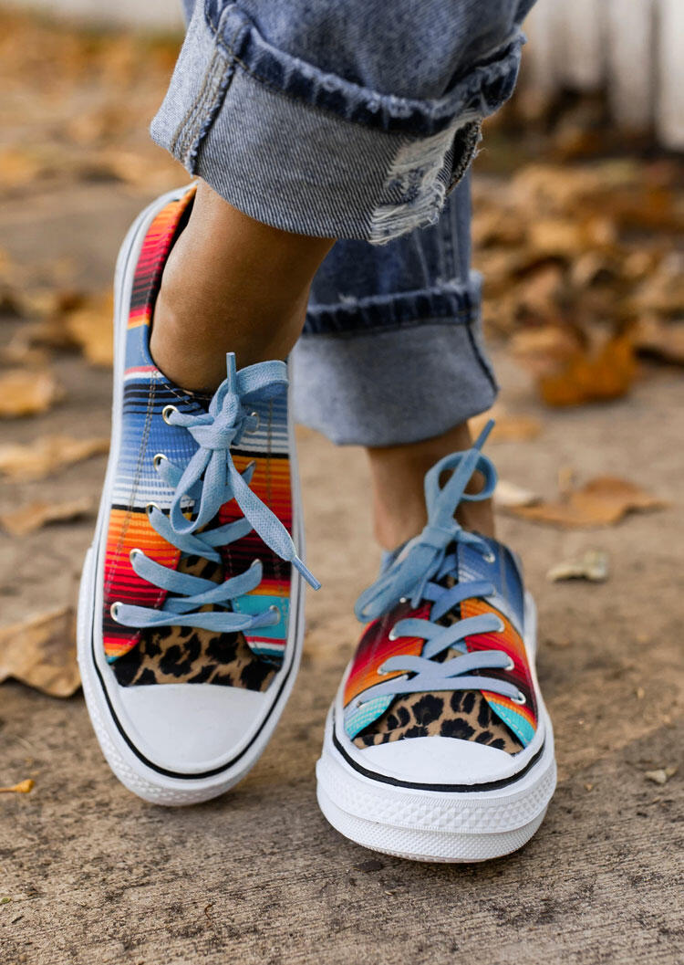 Sneakers Leopard Splicing Colorful Serape Striped Lace Up Flat Sneakers in Multi. Size
Sneakers Leopard Splicing Colorful Serape Striped Lace Up Flat Sneakers in Multi. Size