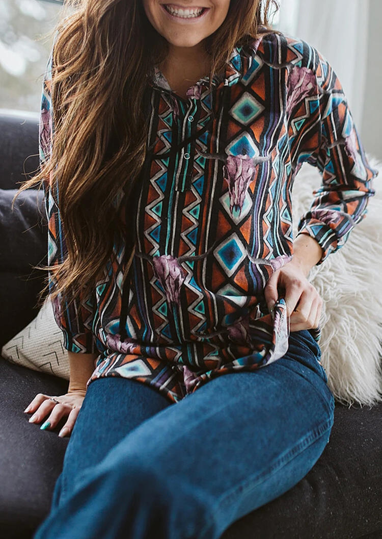 Presale - Steer Skull Geometric Button Drawstring Sweatshirt, Multicolor, 480619
Presale - Steer Skull Geometric Button Drawstring Sweatshirt, Multicolor, 480619