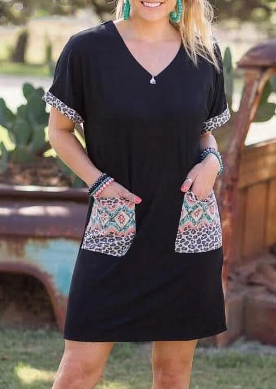 Mini Dresses Presale - Leopard Aztec Geometric Splicing Pocket Mini Dress in Black. Size: S,M,,XL
Mini Dresses Presale - Leopard Aztec Geometric Splicing Pocket Mini Dress in Black. Size: S,M,,XL
