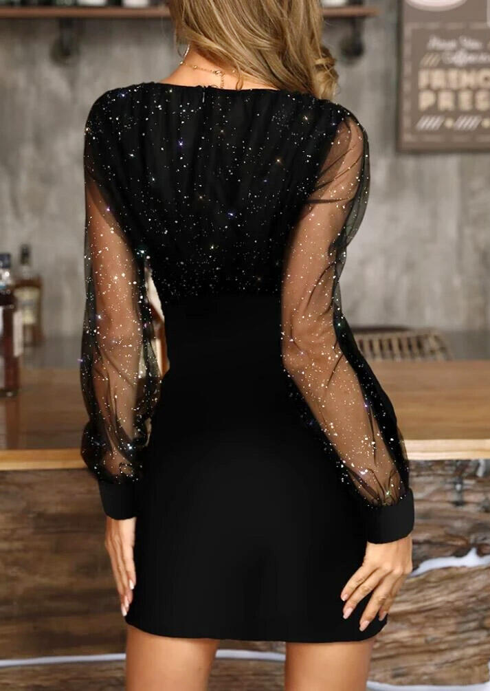 Bodycon Dresses Glitter Meshing Splicing Ruffled V-Neck Bodycon Dress in Black. Size
Bodycon Dresses Glitter Meshing Splicing Ruffled V-Neck Bodycon Dress in Black. Size