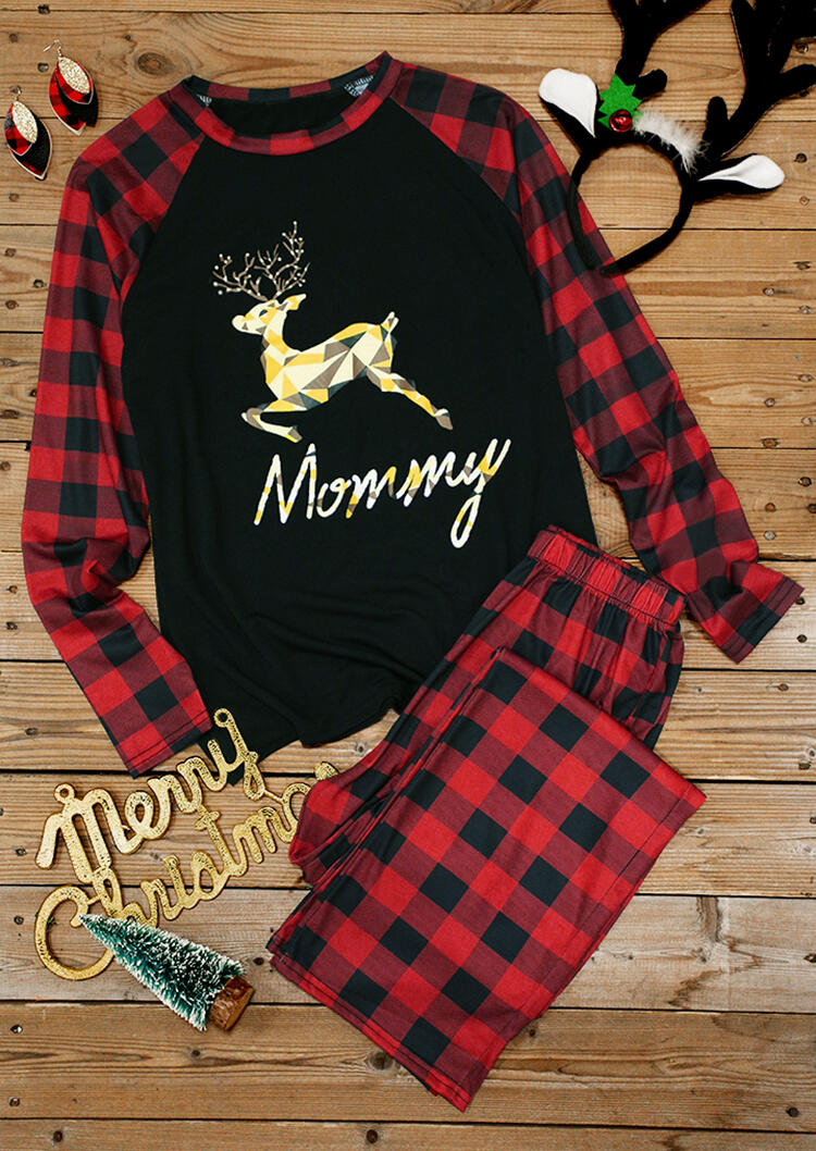 Sleepwear Buffalo Plaid Reindeer Mommy Blouse And Pants Pajamas Set in Black. Size
Sleepwear Buffalo Plaid Reindeer Mommy Blouse And Pants Pajamas Set in Black. Size