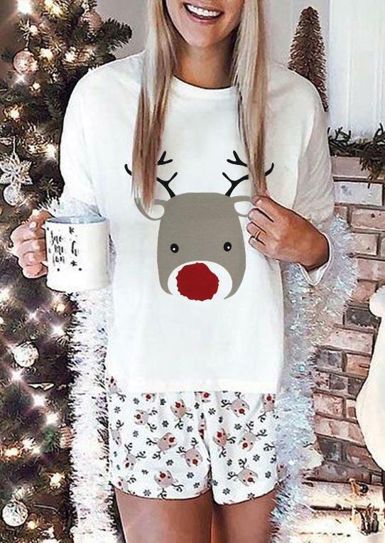 Two-Piece Sets Christmas Reindeer T-Shirt Tee And Shorts Two-Piece Set in White. Size: ,XL
Two-Piece Sets Christmas Reindeer T-Shirt Tee And Shorts Two-Piece Set in White. Size: ,XL