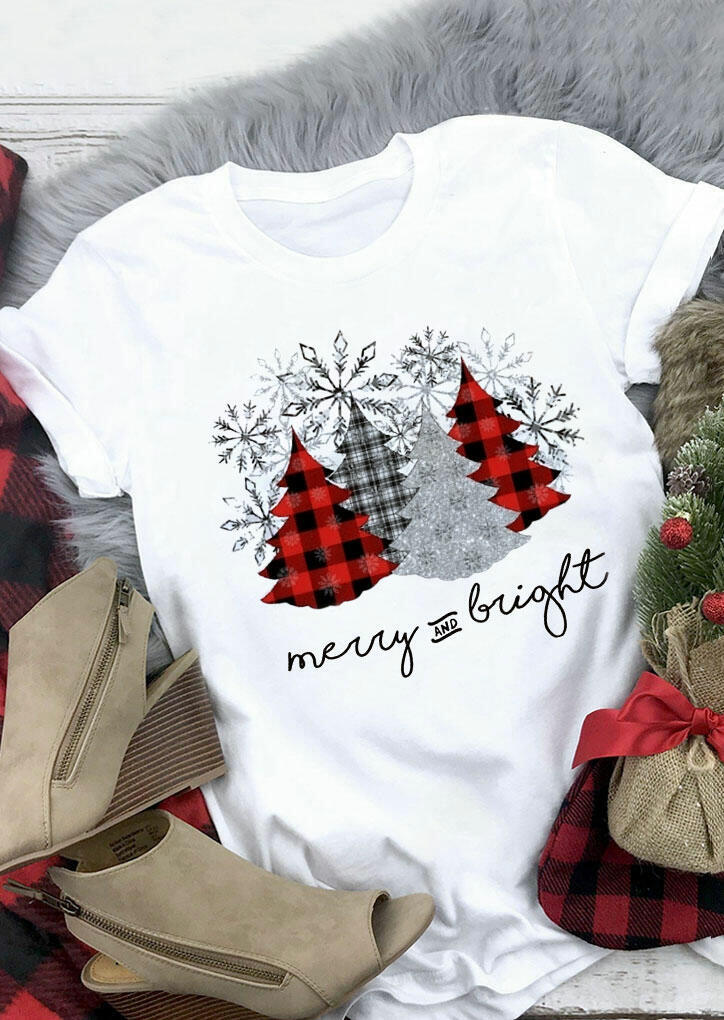 T-shirts Tees Christmas Leopard Plaid Tree Snowflake Merry And Bright T-Shirt Tee in White. Size: ,L
T-shirts Tees Christmas Leopard Plaid Tree Snowflake Merry And Bright T-Shirt Tee in White. Size: ,L