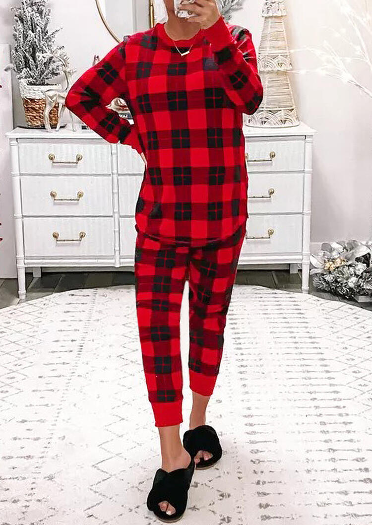 Sleepwear Buffalo Plaid Blouse And Elastic Waist Pants Pajamas Set in Plaid. Size
Sleepwear Buffalo Plaid Blouse And Elastic Waist Pants Pajamas Set in Plaid. Size