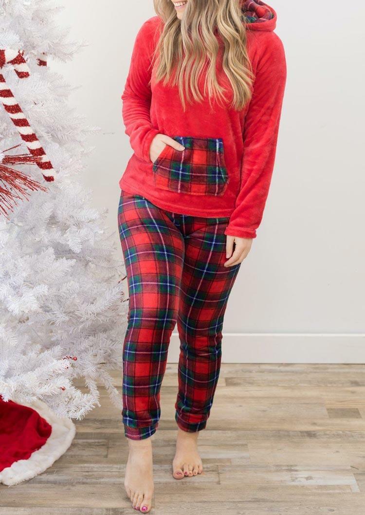 Two-Piece Sets Christmas Buffalo Plaid Pocket Hoodie And Pants Two-Piece Set in Red. Size: S,M,,XL
Two-Piece Sets Christmas Buffalo Plaid Pocket Hoodie And Pants Two-Piece Set in Red. Size: S,M,,XL