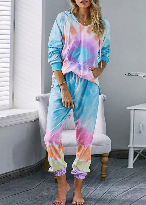 Two-Piece Sets Tie Dye Kangaroo Pocket Hoodie And Drawstring Pants Pajamas Set in Multicolor. Size: S,M,,XL
Two-Piece Sets Tie Dye Kangaroo Pocket Hoodie And Drawstring Pants Pajamas Set in Multicolor. Size: S,M,,XL