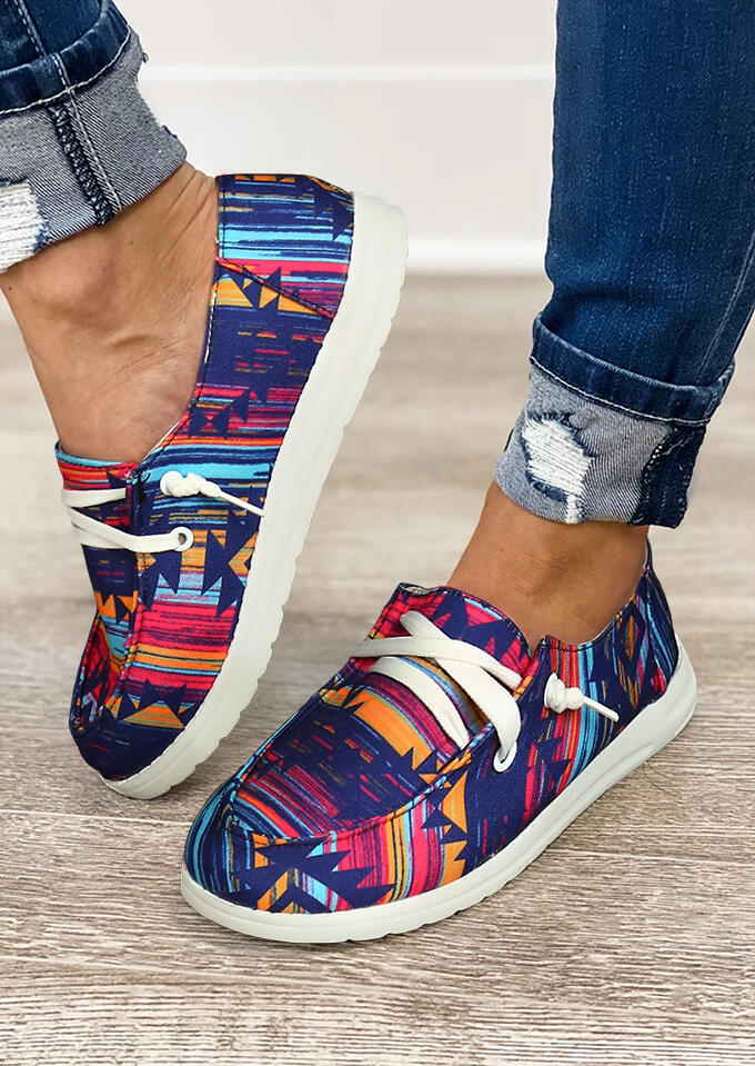 Sneakers Aztec Geometric Western Slip On Flat Sneakers in Multicolor. Size: ,38,39,40,41
Sneakers Aztec Geometric Western Slip On Flat Sneakers in Multicolor. Size: ,38,39,40,41