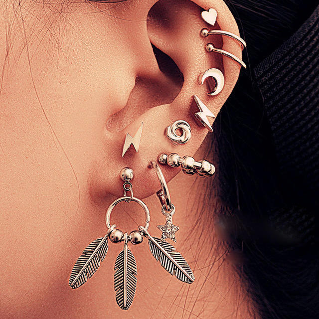 Earrings 10Pcs Feather Beading Moon Star Heart Stud Earrings Set in Silver. Size
Earrings 10Pcs Feather Beading Moon Star Heart Stud Earrings Set in Silver. Size