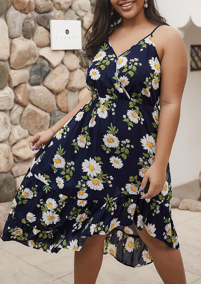 Plus Size Dresses Plus Size Daisy Asymmetric Ruffled Spaghetti Strap Midi Dress in Navy Blue. Size: ,XL
Plus Size Dresses Plus Size Daisy Asymmetric Ruffled Spaghetti Strap Midi Dress in Navy Blue. Size: ,XL