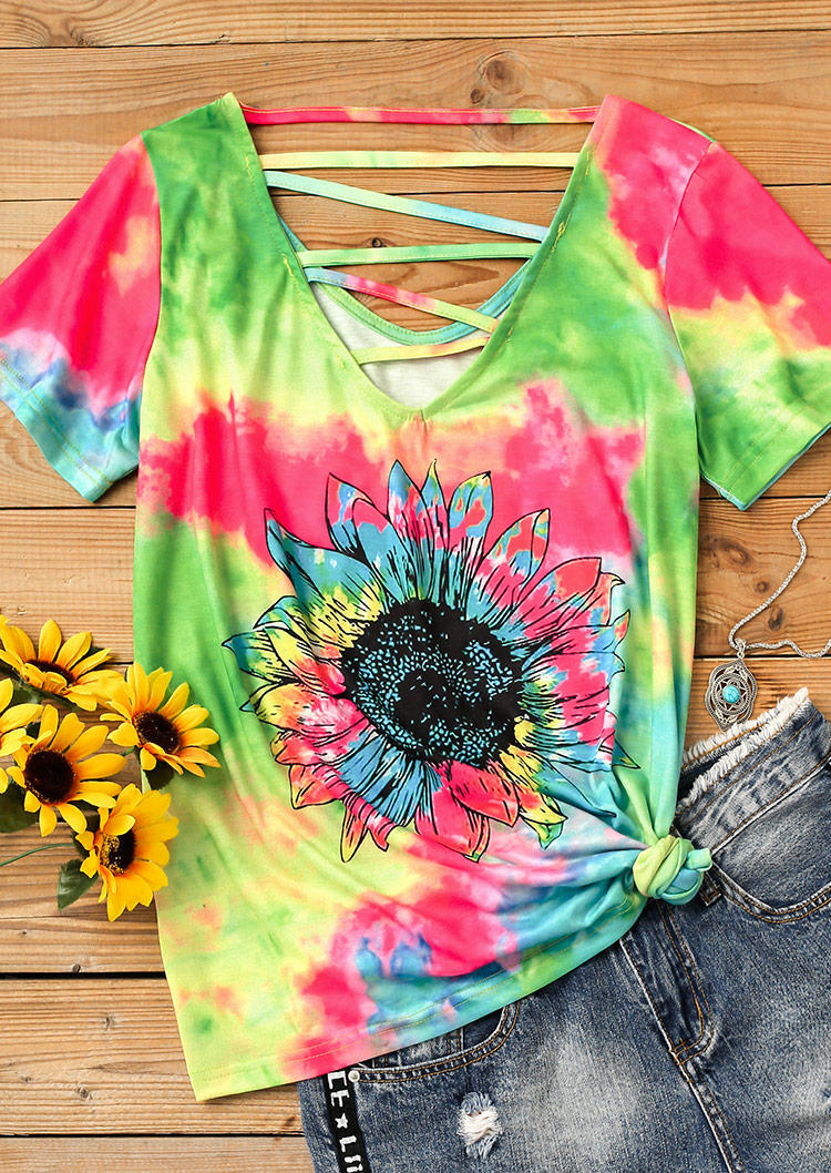 Blouses Tie Dye Sunflower Hollow Out Keyhole Neck Blouse in Multicolor. Size: ,XL
Blouses Tie Dye Sunflower Hollow Out Keyhole Neck Blouse in Multicolor. Size: ,XL