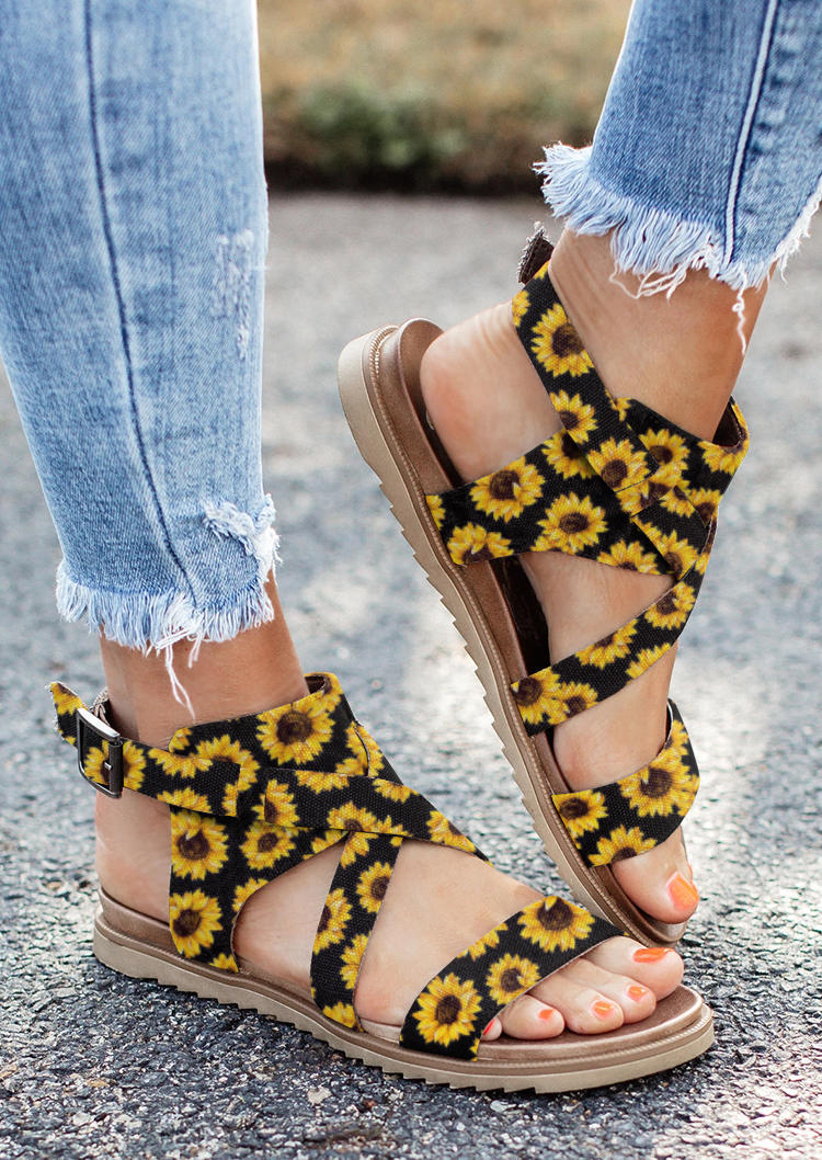 Sandals Sunflower Hollow Out Cross Band Flat Sandals in Black. Size: ,38,39,40,41
Sandals Sunflower Hollow Out Cross Band Flat Sandals in Black. Size: ,38,39,40,41