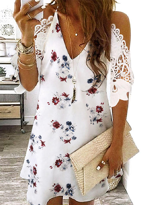 Mini Dresses Lace Splicing Floral V-Neck Mini Dress in Multicolor. Size
Mini Dresses Lace Splicing Floral V-Neck Mini Dress in Multicolor. Size