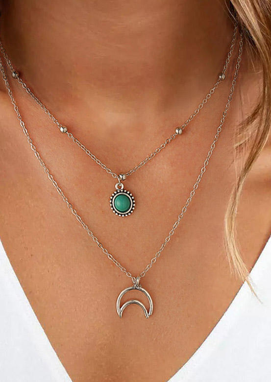 Necklaces Vintage Hollow Out Moon Turquoise Dual-Layered Necklace in Silver. Size
Necklaces Vintage Hollow Out Moon Turquoise Dual-Layered Necklace in Silver. Size