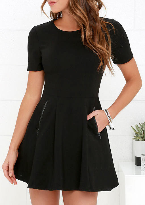 Mini Dresses Zipper Pocket Short Sleeve O-Neck Mini Dress in Black. Size: ,M,L,XL
Mini Dresses Zipper Pocket Short Sleeve O-Neck Mini Dress in Black. Size: ,M,L,XL