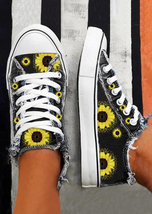 Sneakers Sunflower Lace Up Flat Canvas Sneakers in Multicolor. Size: ,38,39,40,41
Sneakers Sunflower Lace Up Flat Canvas Sneakers in Multicolor. Size: ,38,39,40,41