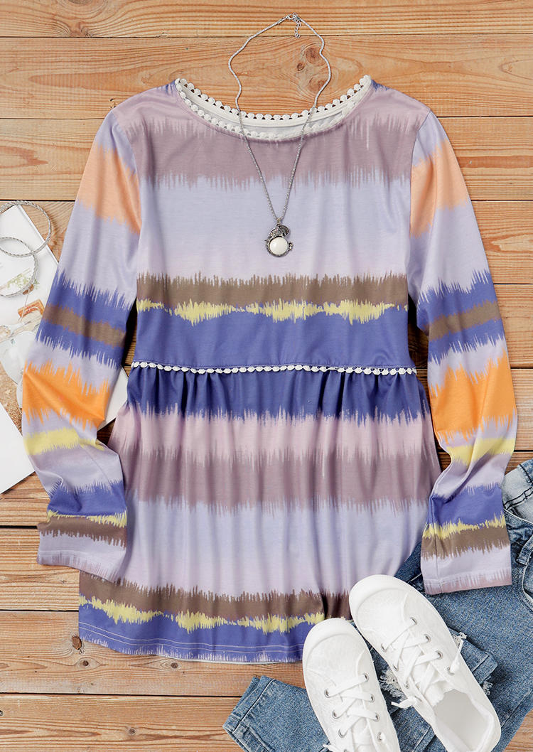 Blouses Pom Pom Trim Colorful Gradient Long Sleeve Blouse in Multicolor. Size: L,M,,XL
Blouses Pom Pom Trim Colorful Gradient Long Sleeve Blouse in Multicolor. Size: L,M,,XL