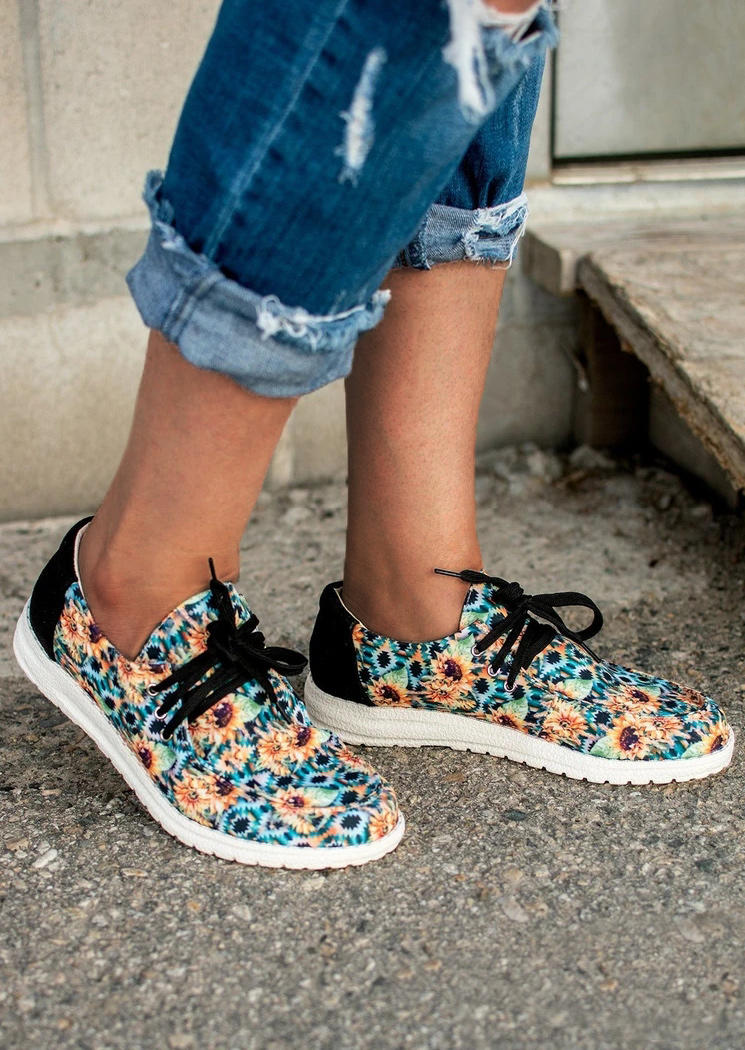 Sneakers Sunflower Geometric Aztec Lace Up Flat Sneakers in Multicolor. Size: ,38,39,40,41
Sneakers Sunflower Geometric Aztec Lace Up Flat Sneakers in Multicolor. Size: ,38,39,40,41