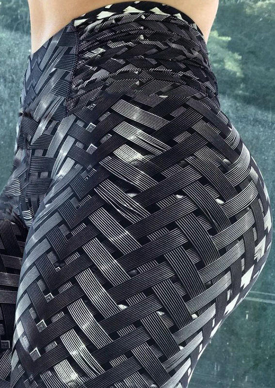 Activewear 3D Braided Strap Printed Activewear Fitness Sports Leggings in Black. Size
Activewear 3D Braided Strap Printed Activewear Fitness Sports Leggings in Black. Size