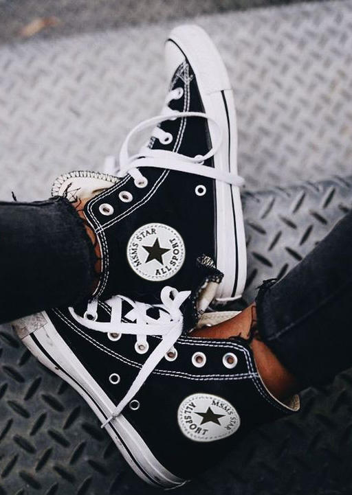 Sneakers Star Lace Up High-Top Flat Canvas Sneakers -Black in Black. Size: ,38,39,40,41
Sneakers Star Lace Up High-Top Flat Canvas Sneakers -Black in Black. Size: ,38,39,40,41