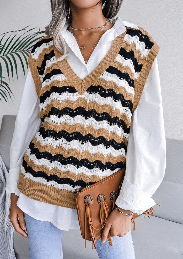 Sweaters Striped Hollow Out Knitted Sleeveless Vest Sweater in Khaki. Size: ,M,L
Sweaters Striped Hollow Out Knitted Sleeveless Vest Sweater in Khaki. Size: ,M,L