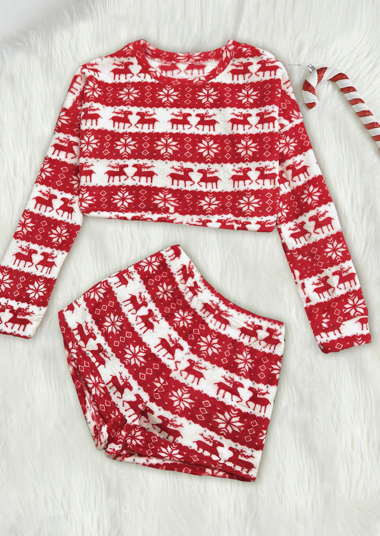 Sleepwear Christmas Reindeer Crop Top And Shorts Pajama Set in Red. Size: ,M,L,XL
Sleepwear Christmas Reindeer Crop Top And Shorts Pajama Set in Red. Size: ,M,L,XL