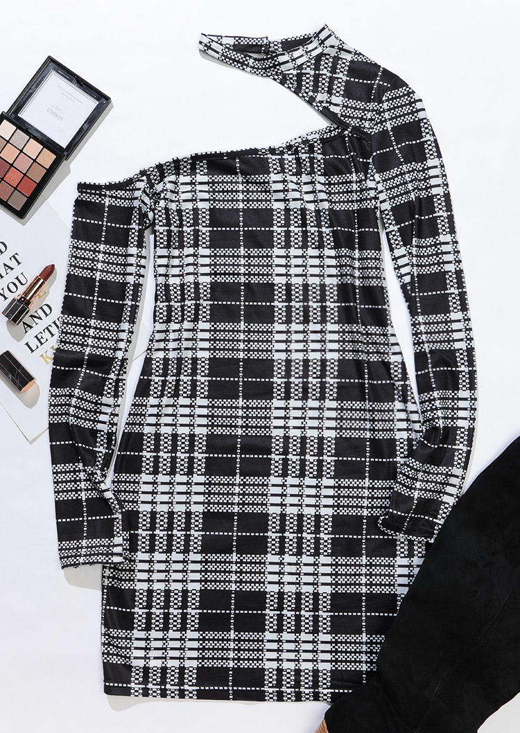 Bodycon Dresses Plaid Cut Out Long Sleeve Bodycon Dress in Black. Size: ,M,L,XL
Bodycon Dresses Plaid Cut Out Long Sleeve Bodycon Dress in Black. Size: ,M,L,XL