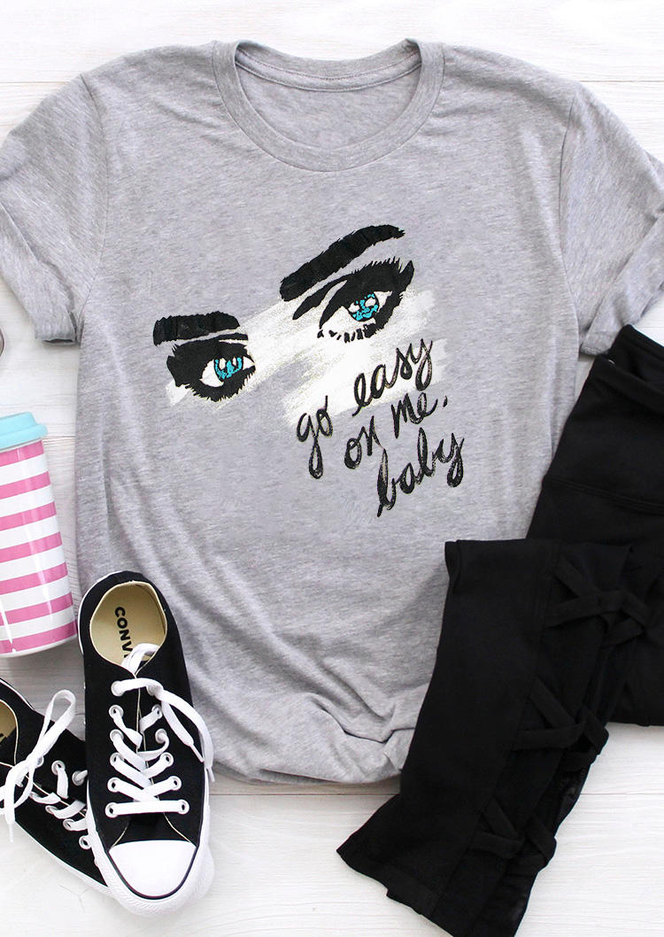 T-shirts Tees Go Easy On Me Baby T-Shirt Tee in Light Grey. Size: ,M,L,XL
T-shirts Tees Go Easy On Me Baby T-Shirt Tee in Light Grey. Size: ,M,L,XL