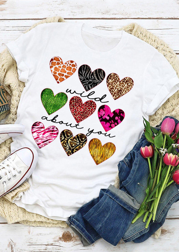 T-shirts Tees Valentine Wild About You Heart Leopard T-Shirt Tee in White. Size: ,M,L,XL
T-shirts Tees Valentine Wild About You Heart Leopard T-Shirt Tee in White. Size: ,M,L,XL