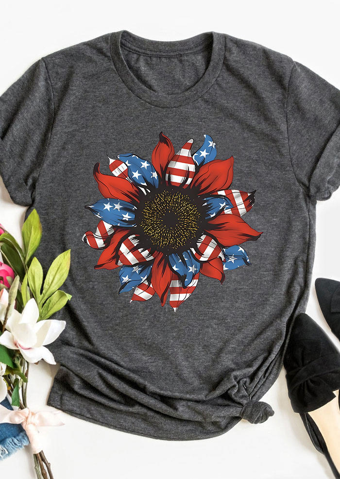 T-shirts Tees American Flag Sunflower T-Shirt Tee in Dark Grey. Size: ,L
T-shirts Tees American Flag Sunflower T-Shirt Tee in Dark Grey. Size: ,L