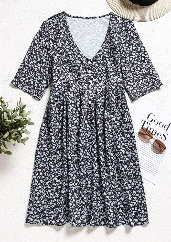 Mini Dresses Floral Button Ruffled V-Neck Short Sleeve Mini Dress in Black. Size
Mini Dresses Floral Button Ruffled V-Neck Short Sleeve Mini Dress in Black. Size