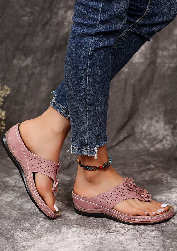 Slippers Floral Hollow Out Wedge Flip Flops Slippers in Pink. Size 
Slippers Floral Hollow Out Wedge Flip Flops Slippers in Pink. Size