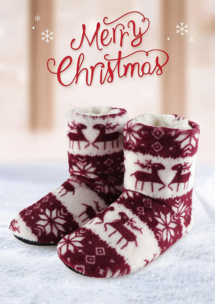 Boots Christmas Reindeer Snowflake Soft Warm Indoor Boots in Red. Size: M
Boots Christmas Reindeer Snowflake Soft Warm Indoor Boots in Red. Size: M