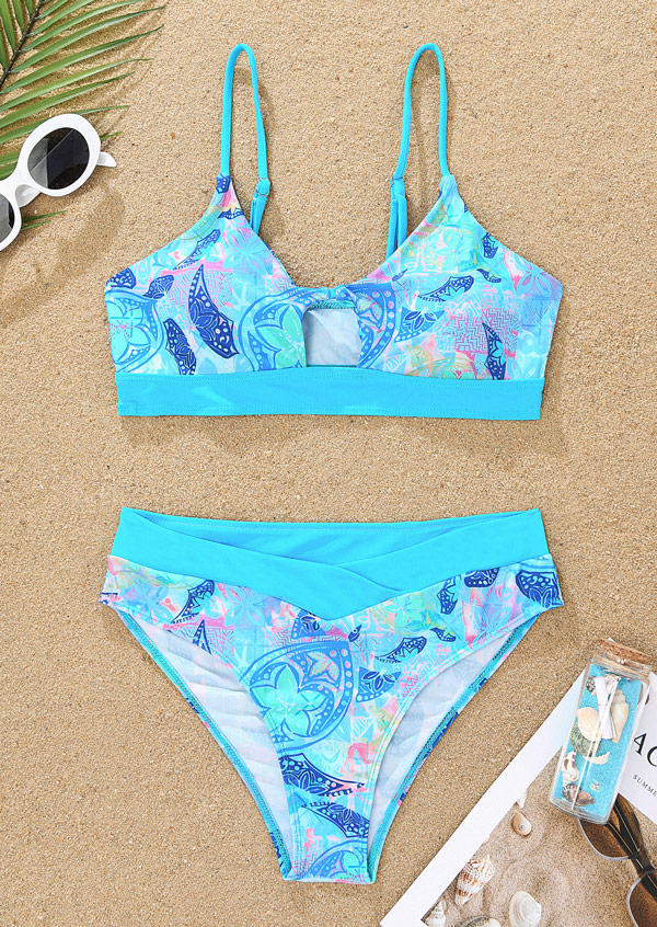 Bikini Sets Floral Sea Turtle Hollow Out Bikini Set - Lake Blue in Blue. Size: L,M,,XL
Bikini Sets Floral Sea Turtle Hollow Out Bikini Set - Lake Blue in Blue. Size: L,M,,XL