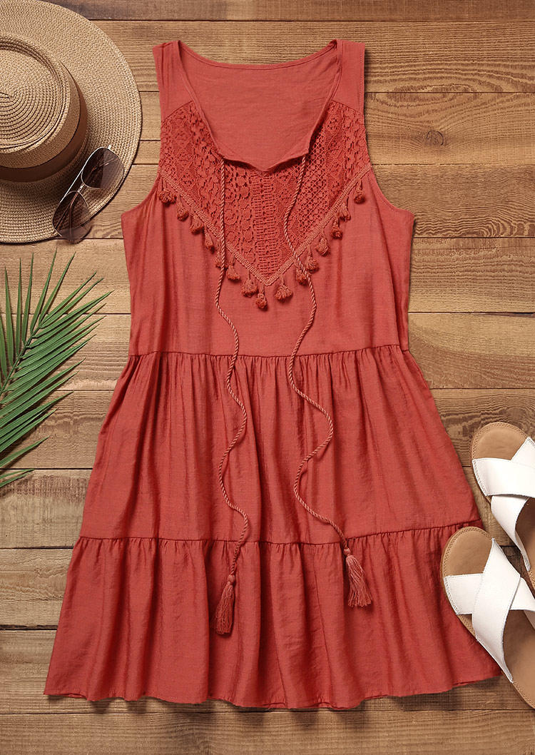 Mini Dresses Lace Splicing Tassel Drawstring Ruffled Mini Dress - Brick Red in Red. Size: L,M
Mini Dresses Lace Splicing Tassel Drawstring Ruffled Mini Dress - Brick Red in Red. Size: L,M