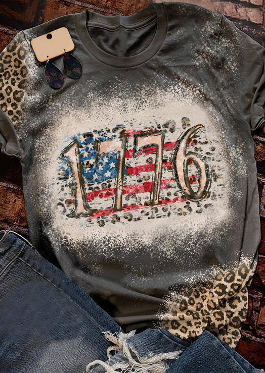 T-shirts Tees 1776 American Flag Leopard Bleached T-Shirt Tee - Dark Grey in Gray. Size
T-shirts Tees 1776 American Flag Leopard Bleached T-Shirt Tee - Dark Grey in Gray. Size