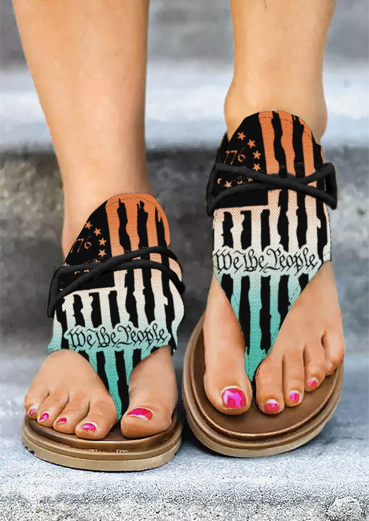 Sandals We The People American Flag Zipper Flat Sandals in Multicolor. Size: ,38,39,40,41
Sandals We The People American Flag Zipper Flat Sandals in Multicolor. Size: ,38,39,40,41