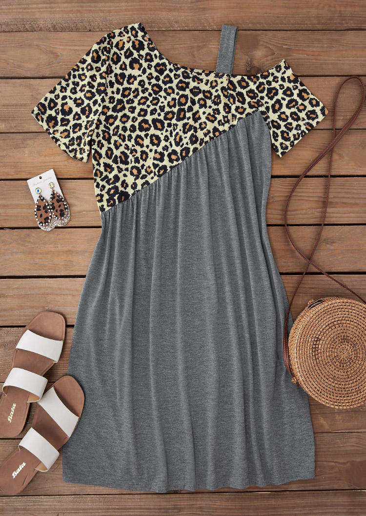 Mini Dresses Leopard Button One Sided Cold Shoulder Mini Dress in Multicolor. Size: L,M,,XL
Mini Dresses Leopard Button One Sided Cold Shoulder Mini Dress in Multicolor. Size: L,M,,XL