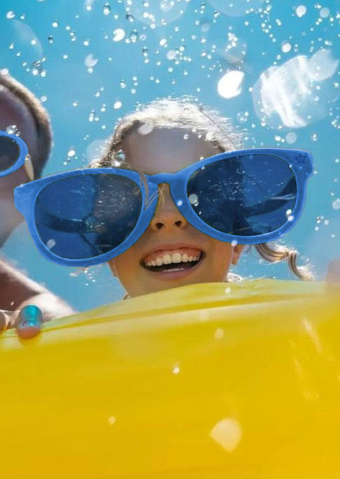Sunglasses Exaggerated Oversized Sunglasses Decoration Ornament in Blue,Yellow. Size
Sunglasses Exaggerated Oversized Sunglasses Decoration Ornament in Blue,Yellow. Size