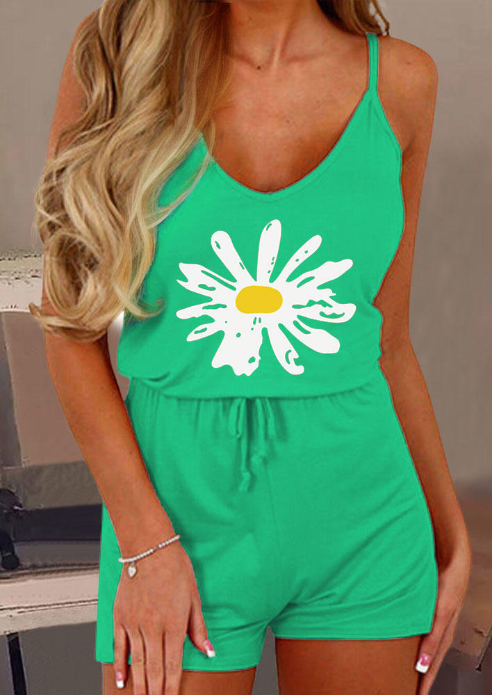 Jumpsuits & Rompers Daisy Spaghetti Strap Romper in Green. Size: L,M,,XL
Jumpsuits & Rompers Daisy Spaghetti Strap Romper in Green. Size: L,M,,XL