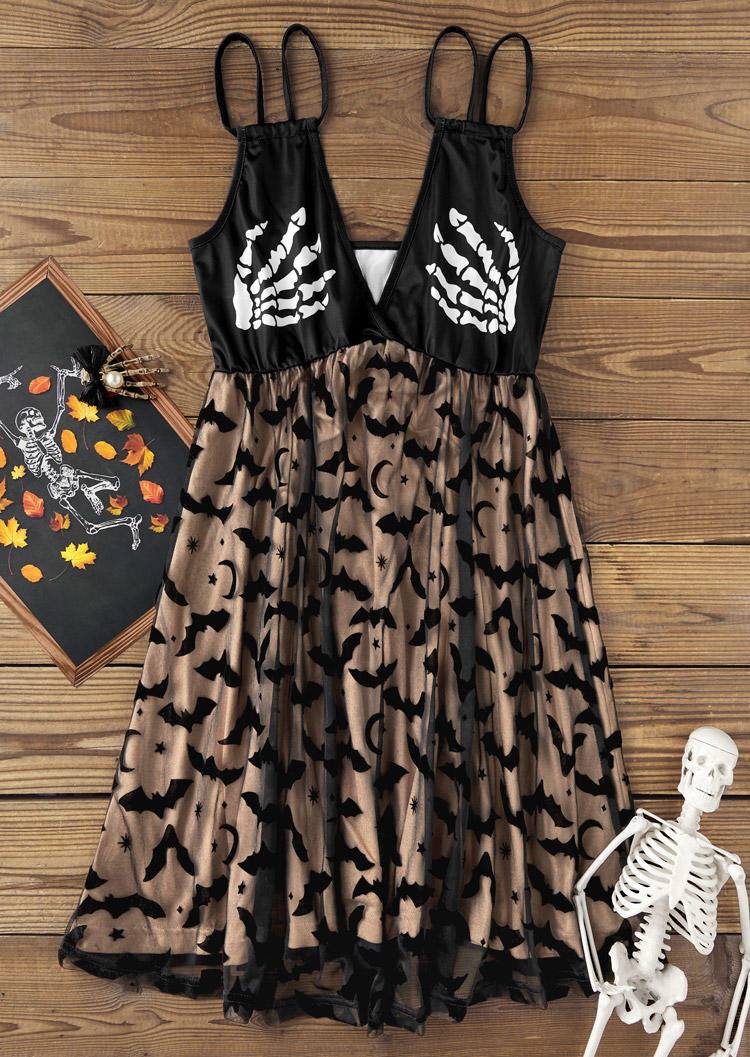 Mini Dresses Halloween Moon Star Bat Skeleton Hand Mini Dress in Black. Size: L,M,,XL
Mini Dresses Halloween Moon Star Bat Skeleton Hand Mini Dress in Black. Size: L,M,,XL