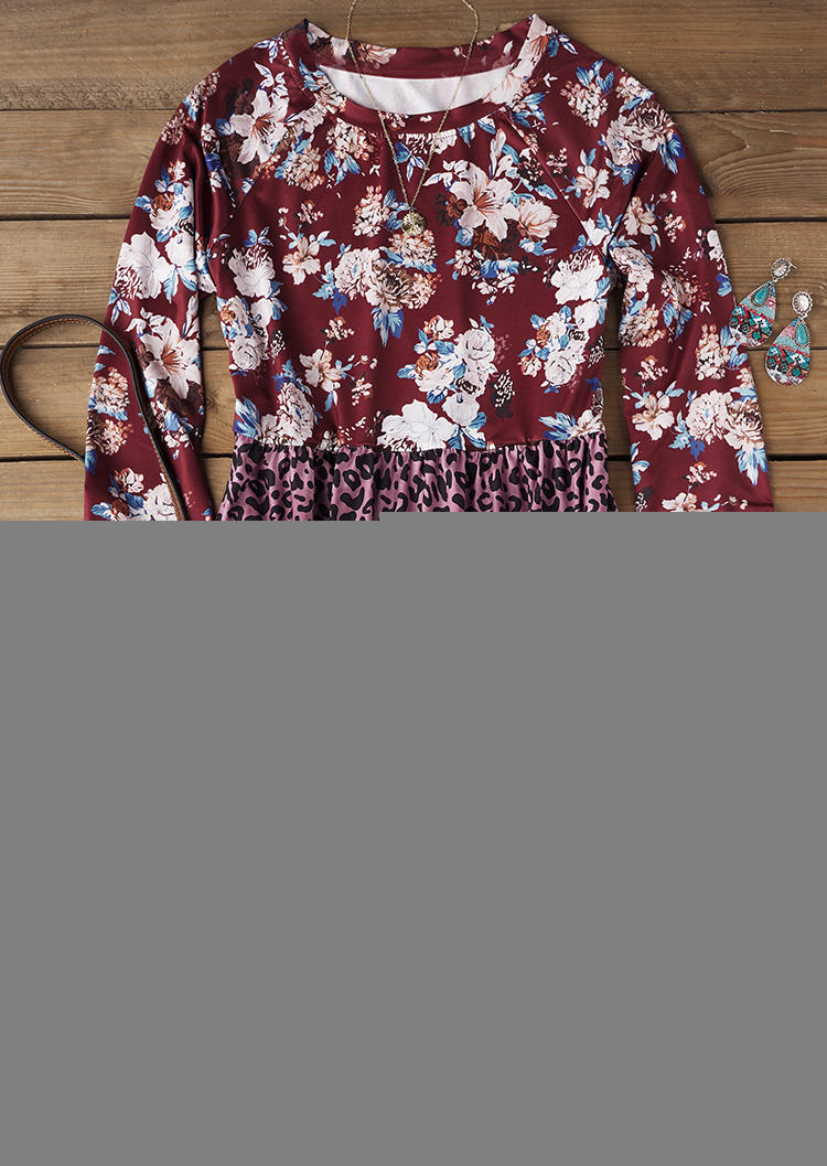 Mini Dresses Leopard Floral Paisley Long Sleeve Mini Dress in Multicolor. Size: L,M
Mini Dresses Leopard Floral Paisley Long Sleeve Mini Dress in Multicolor. Size: L,M