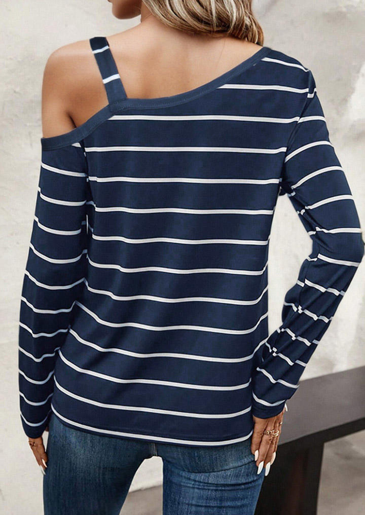 Blouses Striped Leopard Pocket One Sided Cold Shoulder Blouse in Blue. Size: L,M,,XL
Blouses Striped Leopard Pocket One Sided Cold Shoulder Blouse in Blue. Size: L,M,,XL