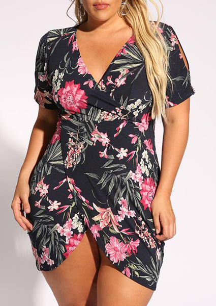 Plus Size Floral Deep V-Neck Bodycon Dress