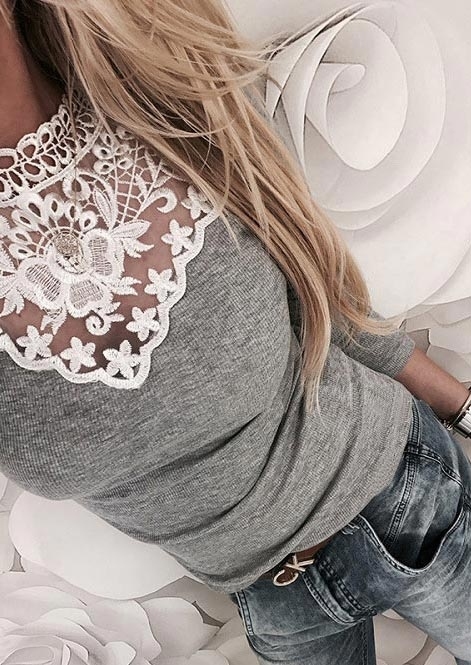 

Blouses Lace Floral Splicing O-Neck Blouse in Gray. Size